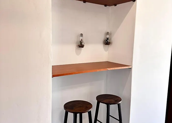 Pensionat Modern Private With Balcony & Bathroom - King And Queen Beds 3*